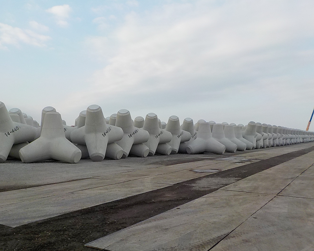 神戸空港ブロック製作工事